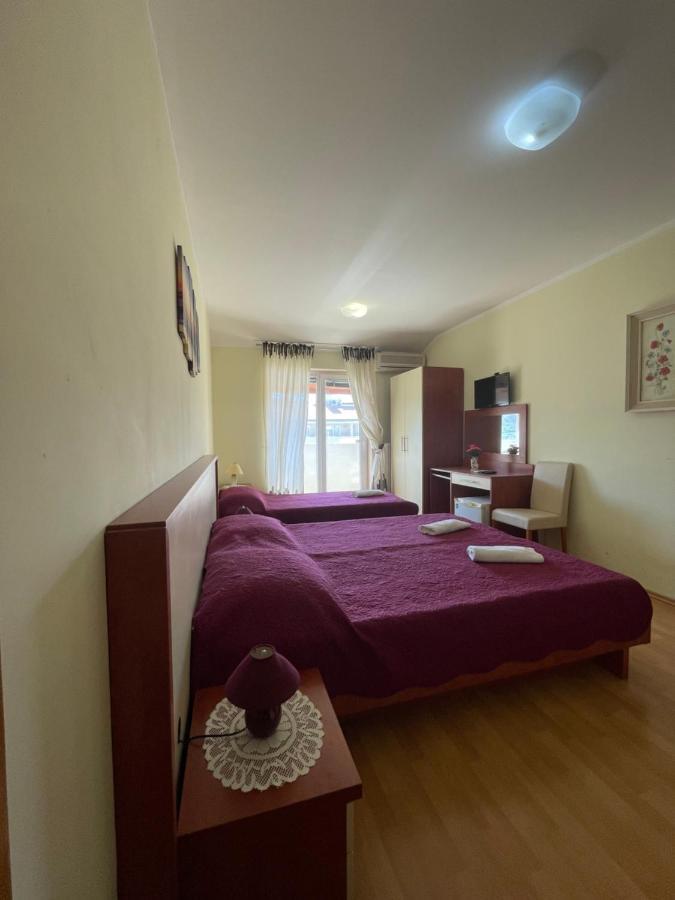 Pag Marina Rooms & Apartment Exterior photo