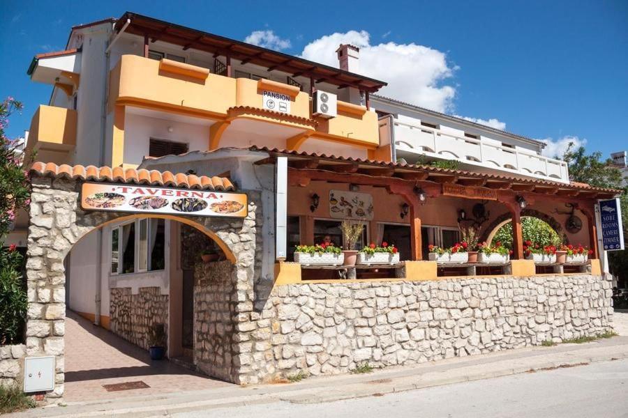 Pag Marina Rooms & Apartment Exterior photo